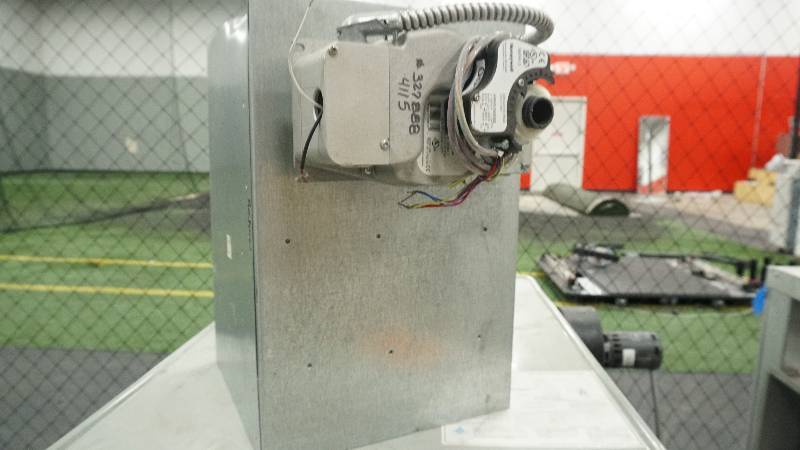 lot 86 image: Honeywell air damper