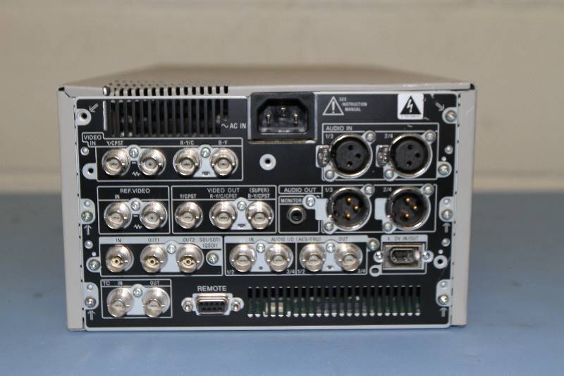 lot 6 image: Sony DSR-1500a Professional DVCAM HD Video Editing Recorder  Player