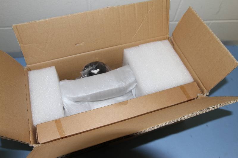 lot 16 image: New in Box EPSON Document Camera  Visual Presenter ELP-DC20