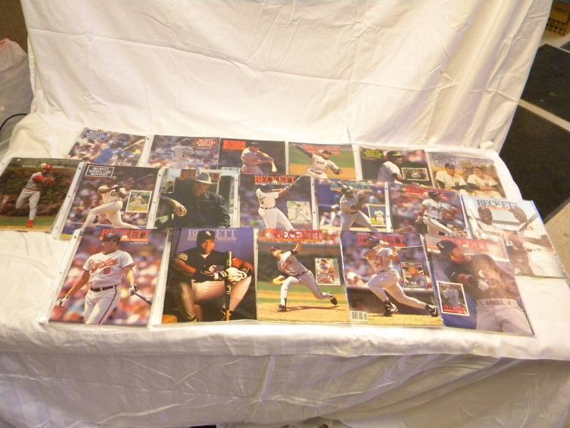 lot 51 image: Lot of Beckett Baseball Card Monthly Magazines