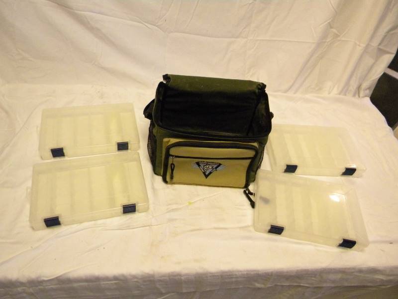 lot 60 image: Fishing Club Tackle Box with Organizers