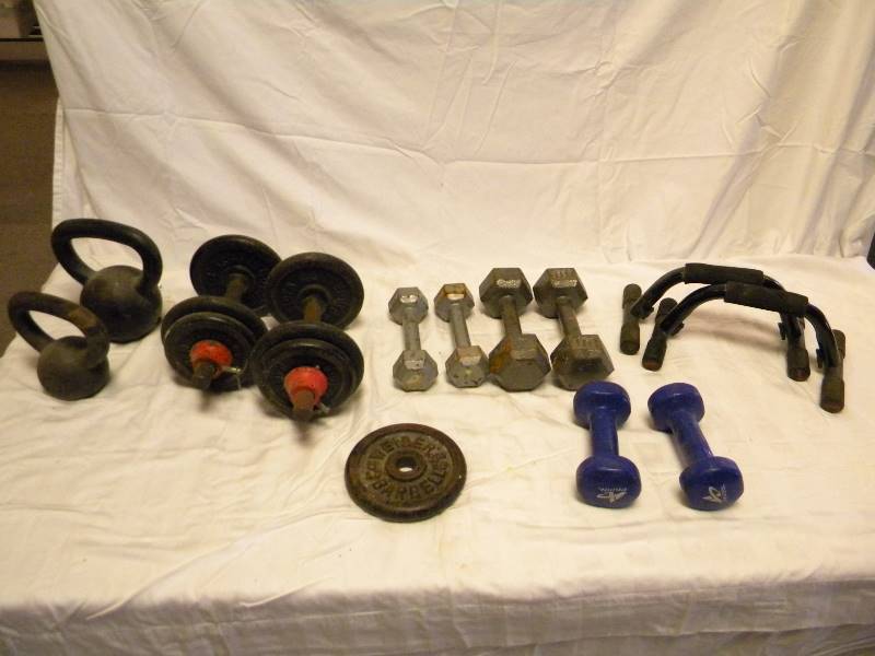 lot 62 image: Weights and Dumbbells Lot