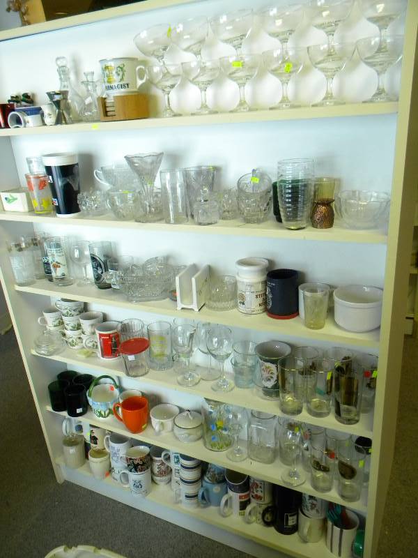 lot 88 image: Glassware and Mugs Lot