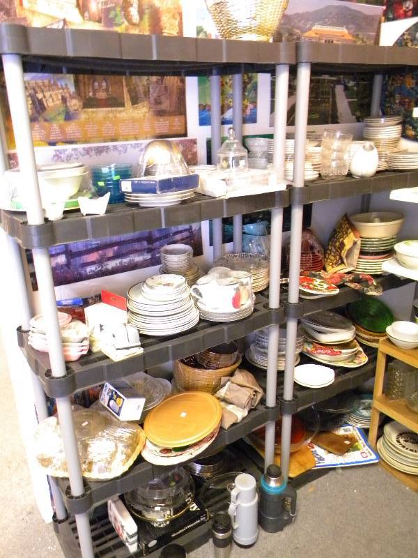 lot 95 image: Kitchen Lot