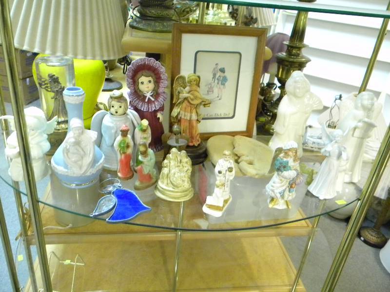 lot 97 image: HomeDecor Lot