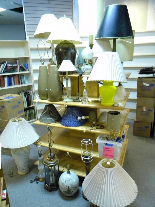 lot 99 image: Large Lamp And Lamp Accessories Lot
