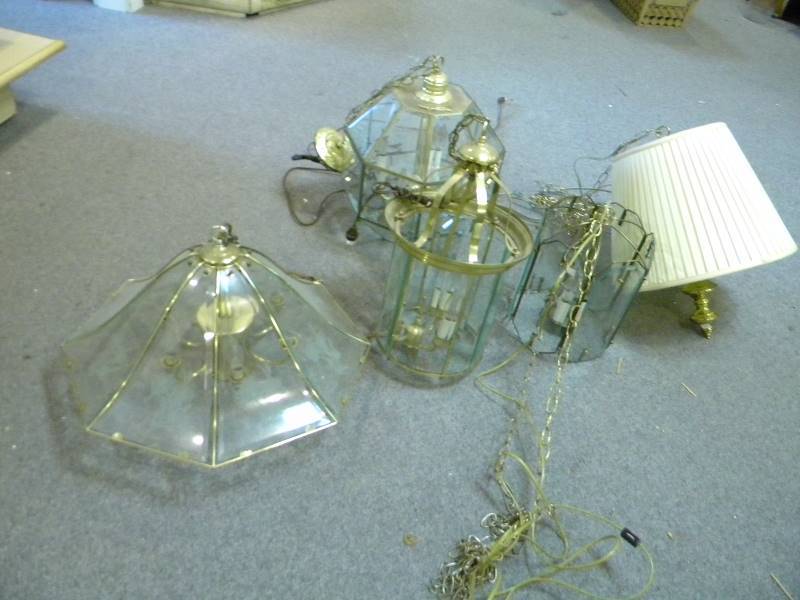 lot 111 image: Large Lot Of Chandeliers