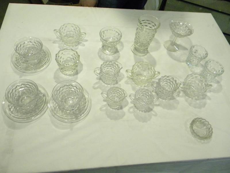 lot 116 image: American Fostoria Glass Set