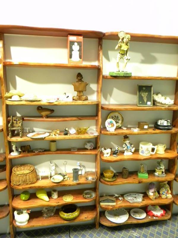 lot 140 image: Knick Knack and Collectable Lot