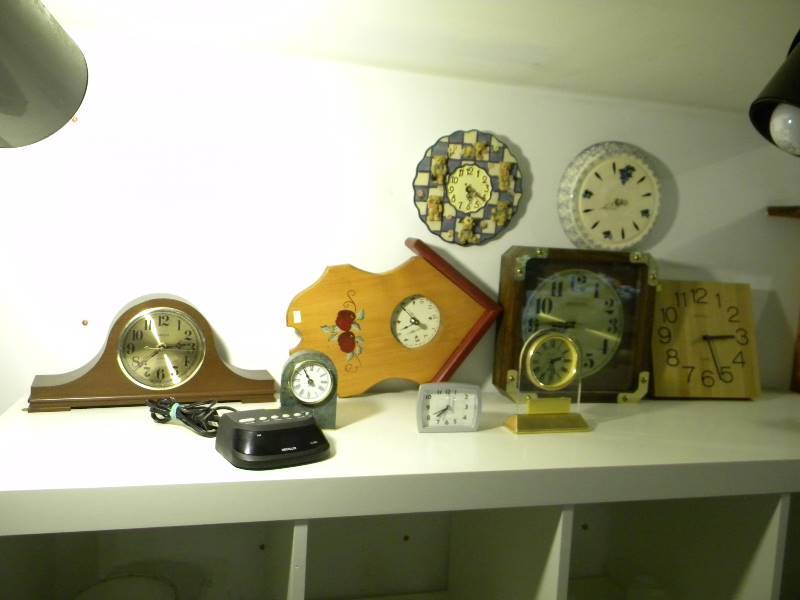 lot 145 image: Clock Lot