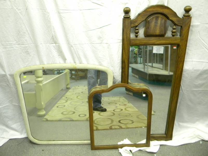 lot 155 image: Lot Of Mirrors