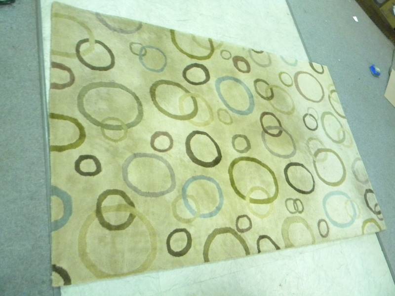 lot 160 image: Floor Rug