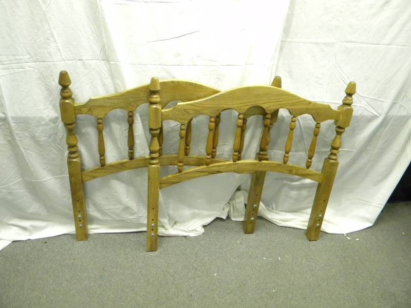 lot 161 image: Twin Headboard And Footboard