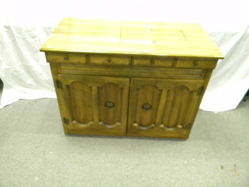 lot 163 image: Vintage Sewing Table