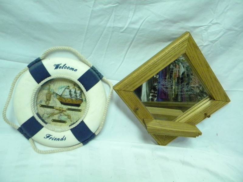 lot 203 image: Nautical Wall Hanging Decor Item Lot