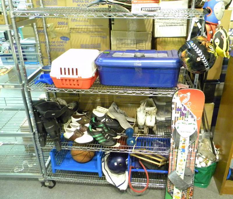 lot 205 image: Sporting Goods