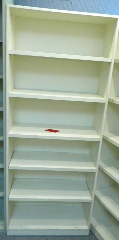 lot 209 image: Four Shelf Bookshelf