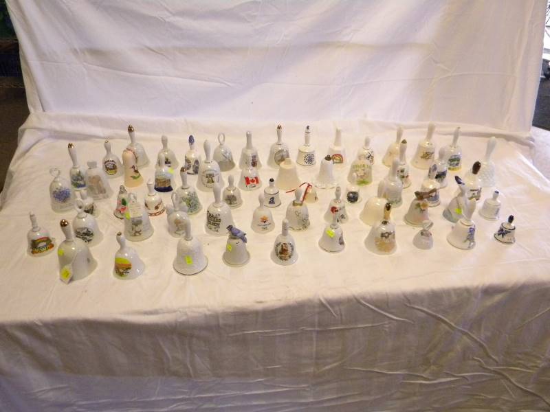 lot 222 image: Bell Lot