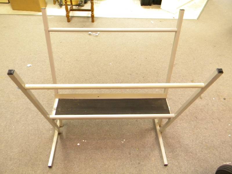 lot 260 image: Metal Print Stand