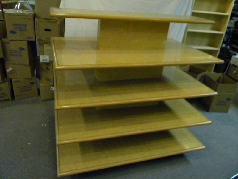 lot 295 image: Display Shelf