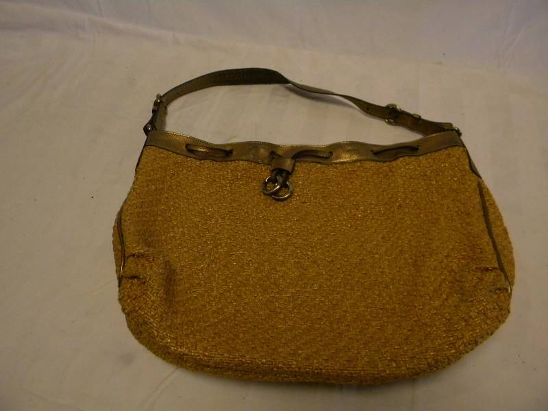 lot 329 image: Monsac Purse