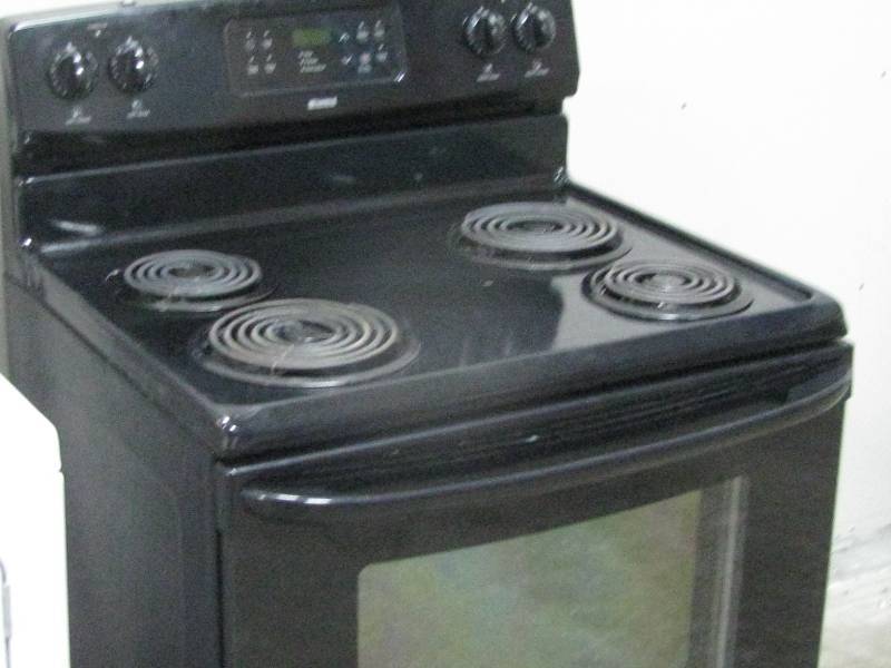 lot 29 image: Kenmore Electrric Range