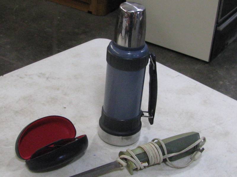lot 57 image: Thermos,Sunglasses,Elec. Knife