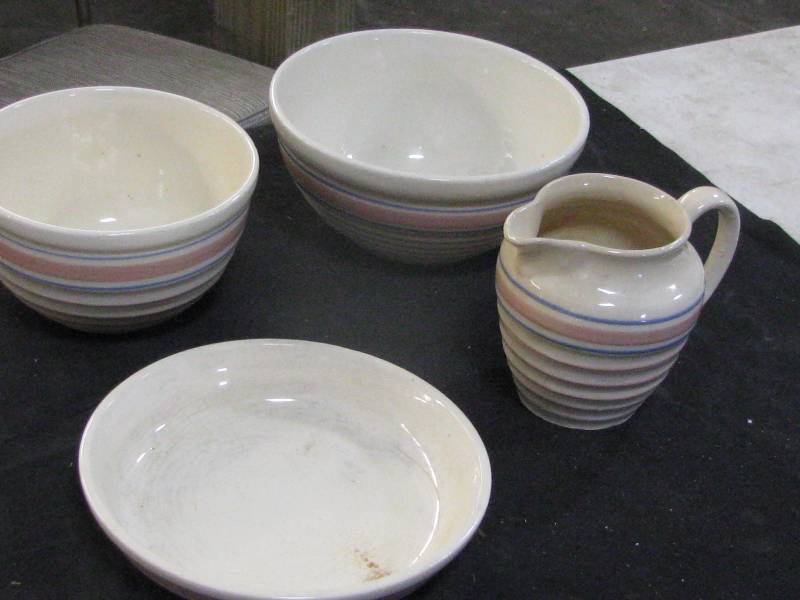 lot 67 image: USA Stoneware