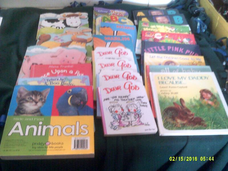 lot 10 image: CHILDRENS BOOKS