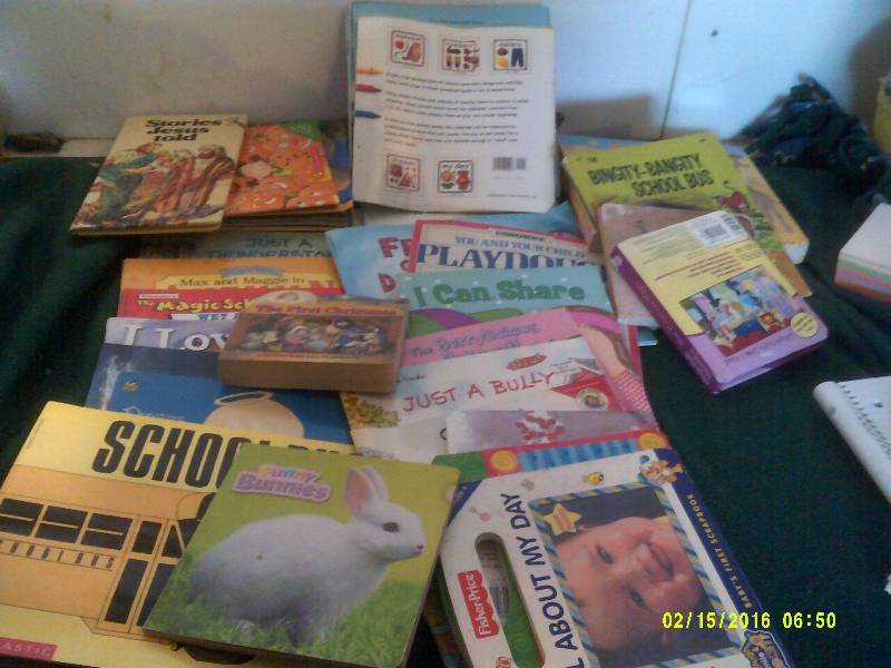 lot 18 image: CHILDRENS BOOKS