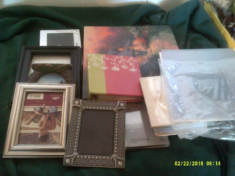 lot 71 image: PHOTO ALBUMS AND PICTURE FRAMES