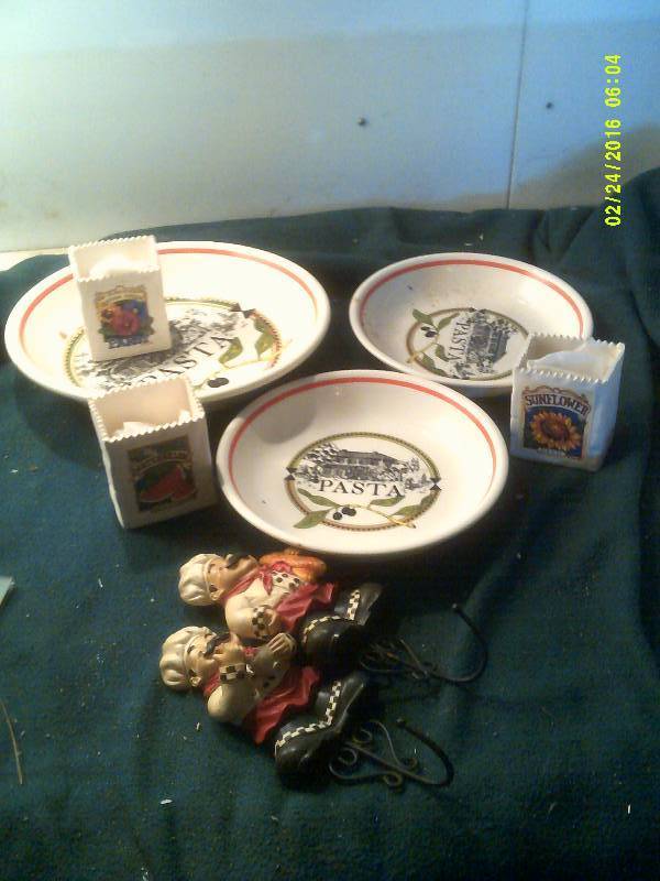 lot 85 image: PASTA BOWLS , SEED HOLDERS, SPOON HOLDERS