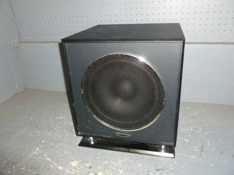 lot 6 image: Sub Surround Speaker