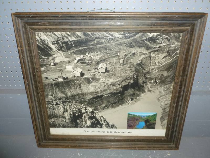 lot 22 image: Vintage Picture