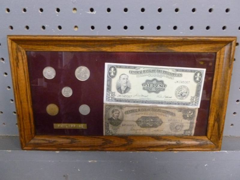 lot 55 image: Foreign Coin Set
