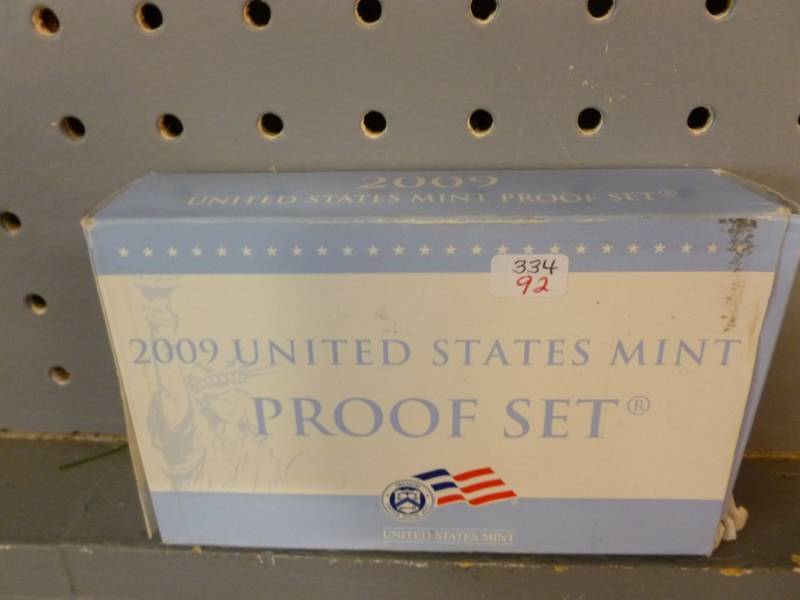 lot 75 image: U.S Coin Set