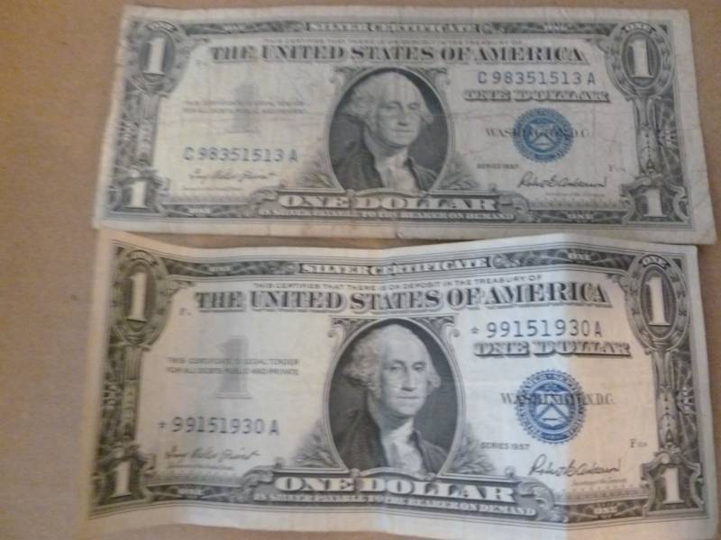 lot 81 image: U.S Silver Certificates