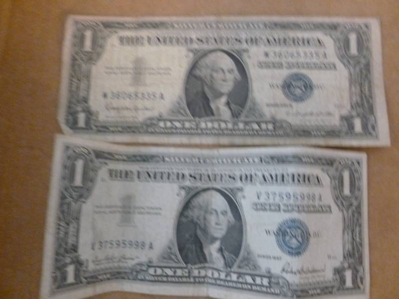 lot 82 image: U.S Silver Certificates