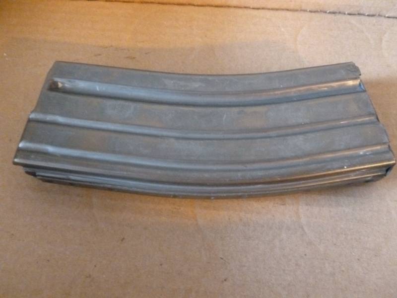 lot 116 image: Rifle Clip