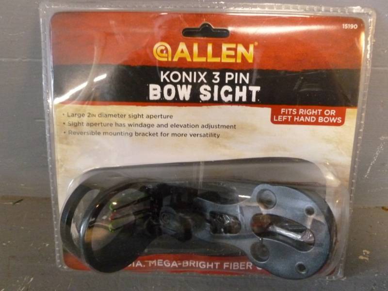 lot 120 image: New Archery Equipment