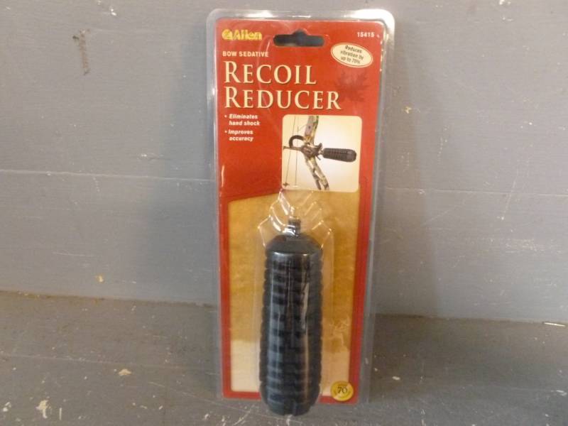 lot 124 image: New Archery Equipment