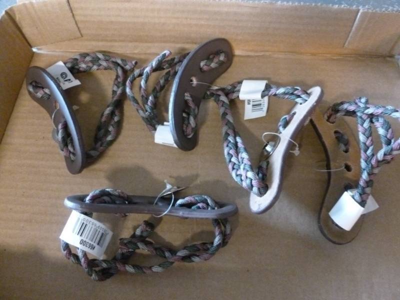 lot 127 image: New Archery Equipment
