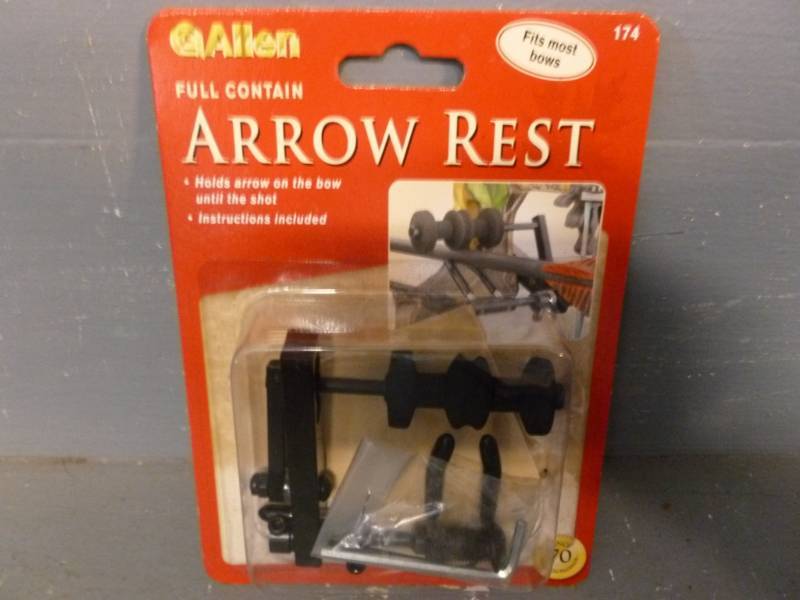 lot 133 image: New Archery Equipment