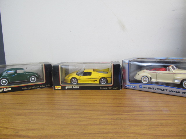 3 MIB 118 Scale Diecast Cars
