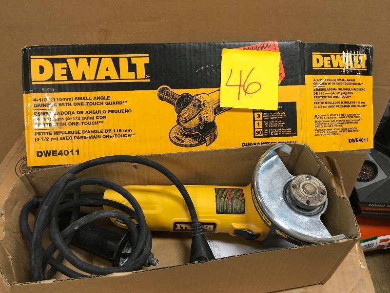 lot 46 image: DEWALT DWE4011 Small Angle Grinder with One-Touch Guard, 4-12 used in working condition