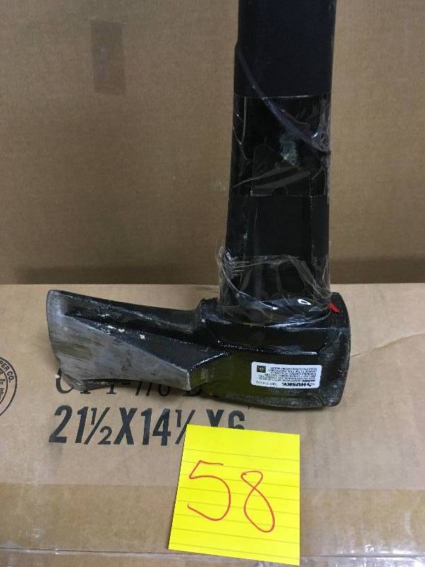lot 58 image: Husky 4.5 lb. Premium Log Super Splitter with 34 in. Fiberglass Handle used