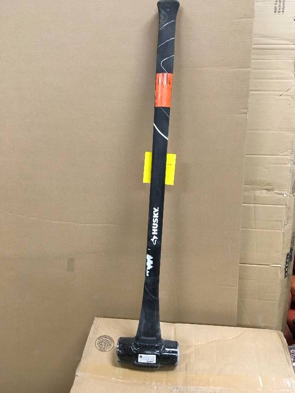 lot 76 image: Husky 8 lb Sledge Hammer used