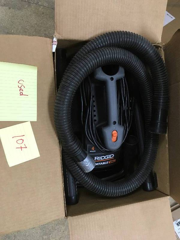 lot 107 image: USED - Ridgid BlackOrange 4 Gallon Portable WetDry Vac