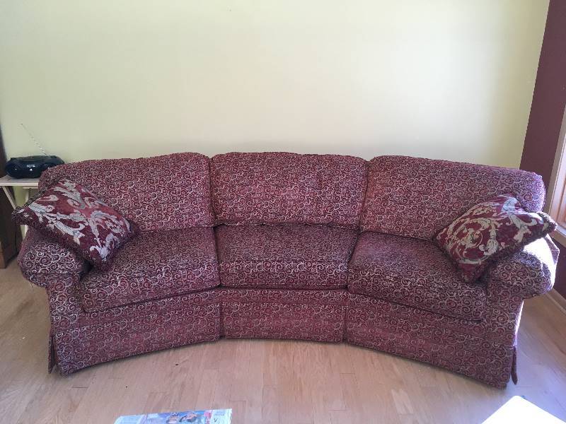 Flexsteel Curved 3 Cushion Sofa St Croix Falls Moving K Bid Flexsteel Curved 3 Cushion Sofa St