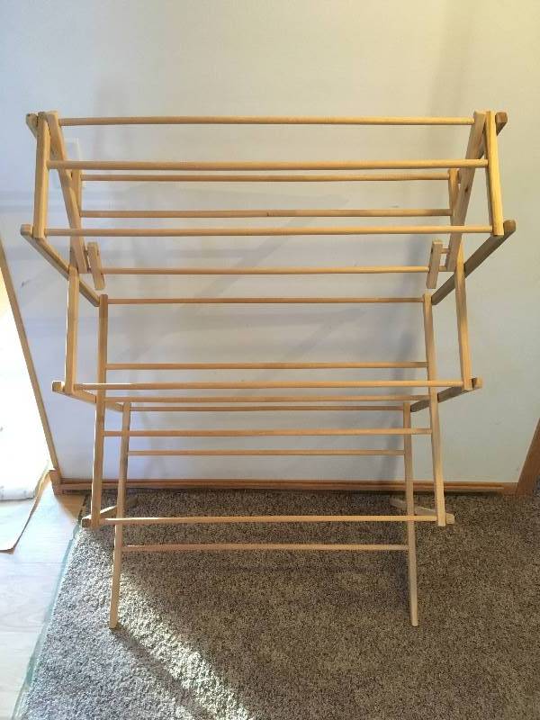 lot 26 image: Wood Collapsible Sweater Clothes Dryer